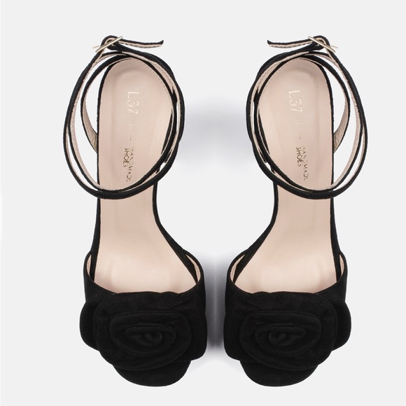 Chic Black Suede Platform Heels - Picture 4 of 4